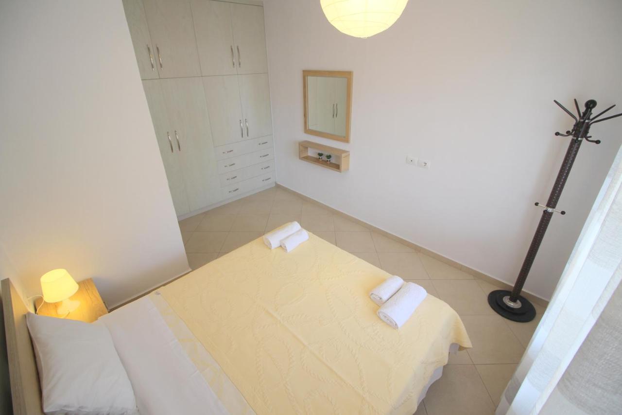 Kosta'S City Apartment Sarandë Eksteriør bilde