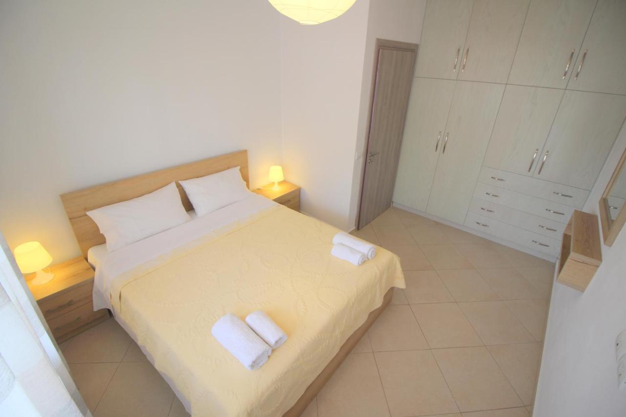 Kosta'S City Apartment Sarandë Eksteriør bilde