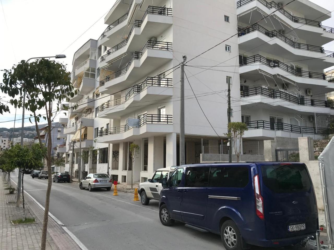 Kosta'S City Apartment Sarandë Eksteriør bilde